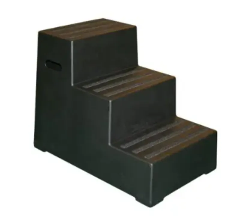 Classic Showjumps Premium Mounting Block Three Tread Black